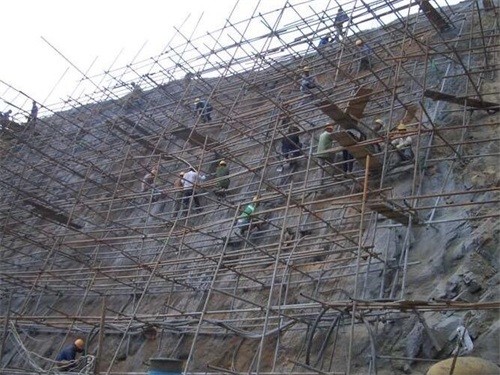 上思公路桩基检测